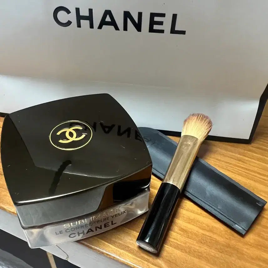 [BUNJANG] Chanel Sublimage Concealer / 샤넬 수블리마지 컨실러