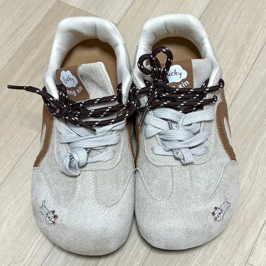 [BUNJANG] Cat Embroidery Beige Sneakers (235mm) / (새상품) 고양이 자수 베이지 스니커즈 (235mm)