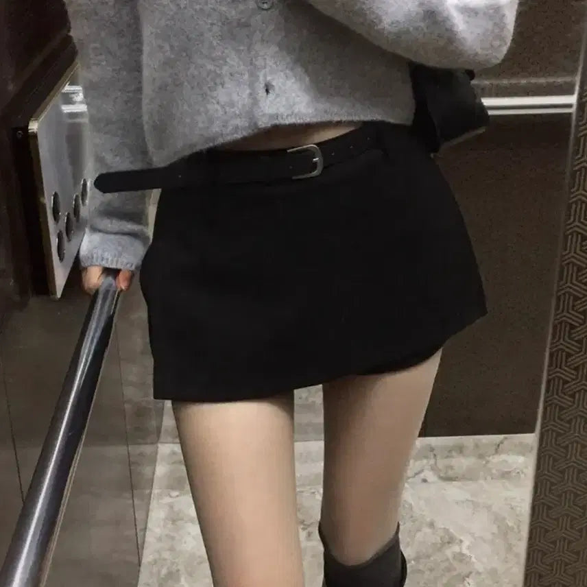 [BUNJANG] Black Mini Skirt / 미니 스커트
