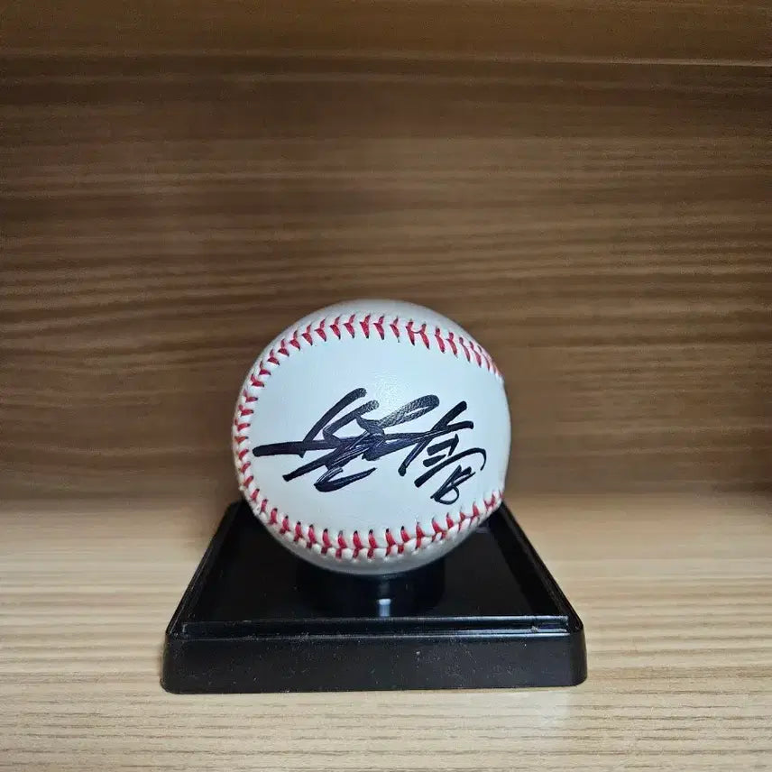 [BUNJANG] Park Jun-hyun Park Seok-min Autographed Baseball / 아빠와 아들 싸인볼