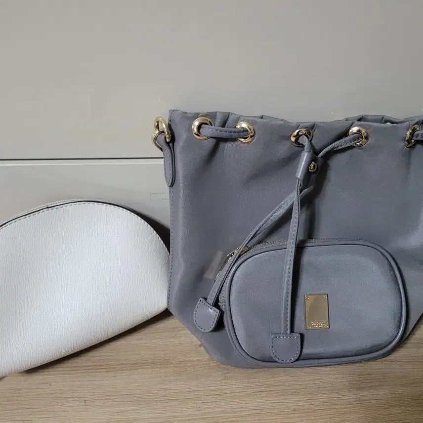 [BUNJANG] St. Scott Grey Drawstring Bag with Pouch Clutch / St. Scott 그레이 복조리백 + 파우치 클러치 가방