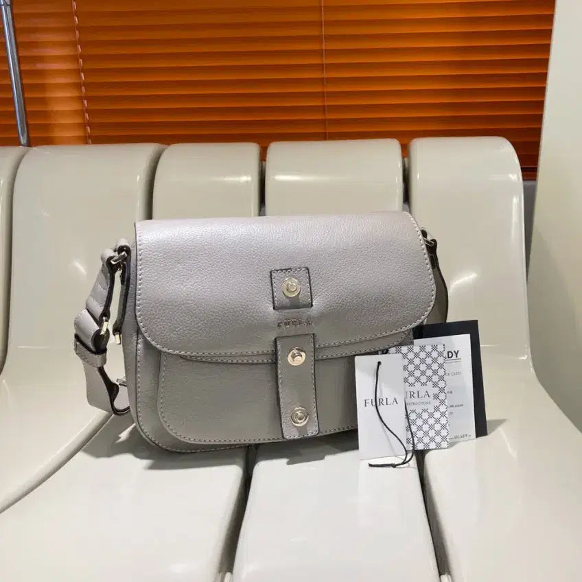 [BUNJANG] Furla Emma Small Shoulder Bag / FURLA 훌라 엠마 숄더 백 스몰(BJP1 VTO SBB 852398)
