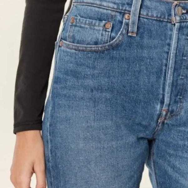 [BUNJANG] Levi's High-Waisted 501 Mom Jeans / [새상품] 리바이스 하이웨스트 맘진