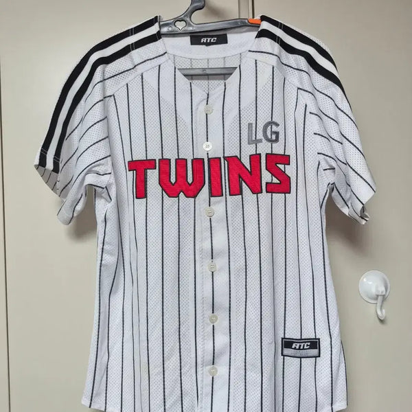 [BUNJANG] LG Twins Jimenez Player Uniform - Size 100 / 엘지트윈스  유니폼 100사이즈 히메네스 선수 마킹 판매합니다