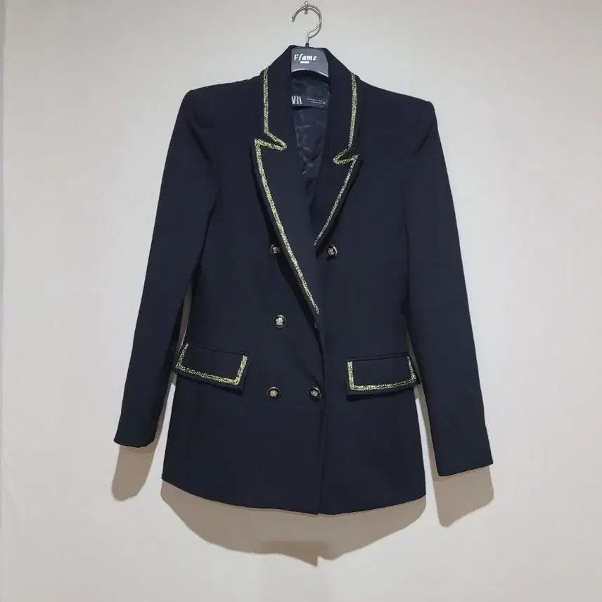 [BUNJANG] Zara Black Double Button Jacket with Gold Trim / 자라 블랙 금장 테두리 더블 버튼 자켓