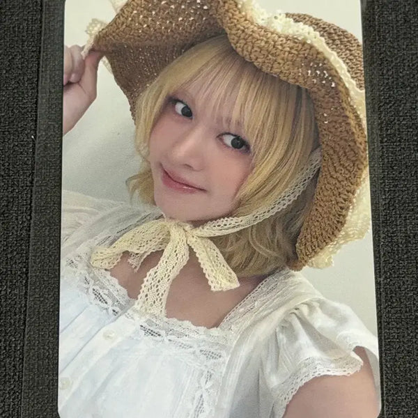 [BUNJANG] NMIXX Lily Makestar POB Photocard / 엔믹스 릴리 밀짚모자 메이크스타 미공포 포토카드