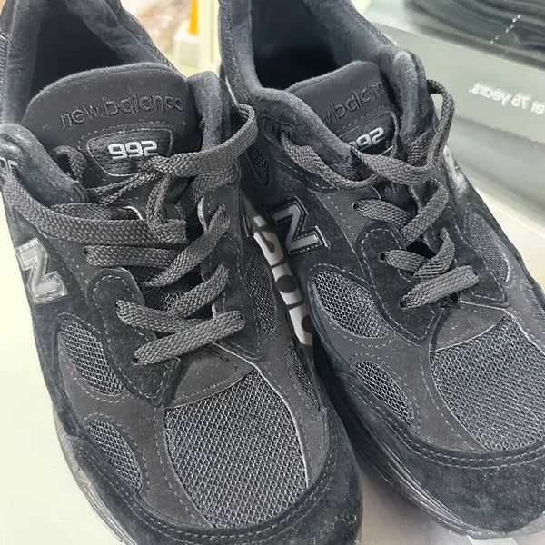 [BUNJANG] New Balance 992 Made in USA Triple Black Sneakers / 뉴발란스 992 메이드 인 USA 트리플 블랙 255