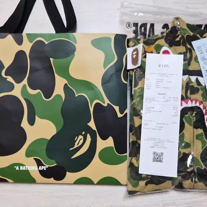 [BUNJANG] BAPE ABC Camo Shark Half Zip Pullover Hoodie Green / 베이프 ABC 카모 샤크 하프 집 풀오버 후드 그린