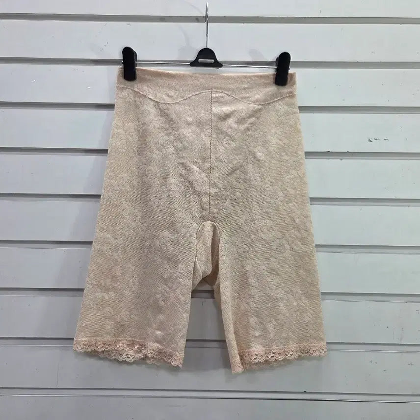 [BUNJANG] Wacoal Beige Lace Point Girdle / 와코루  연베이지  레이스포인트 거들/보물찾기천사