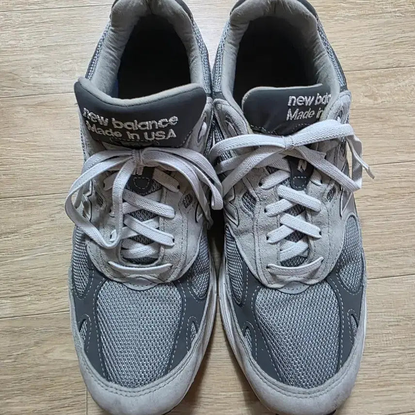 [BUNJANG] New Balance 993 Grey Running Shoes 290 / 뉴발란스 993 그레이 운동화 290