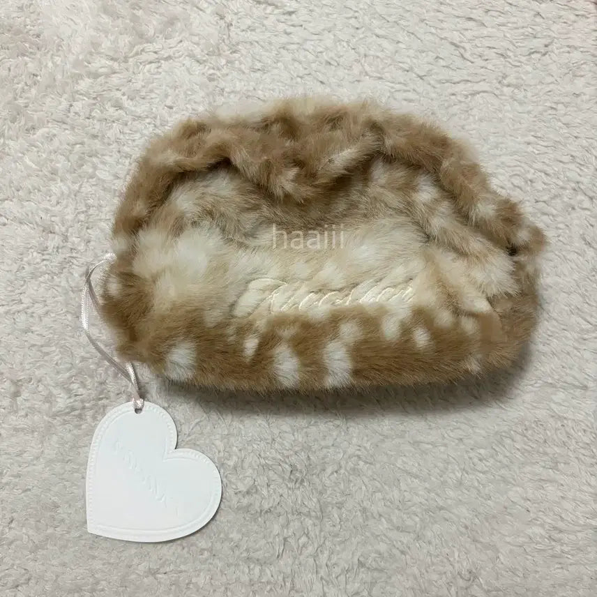 [BUNJANG] Kleesier Bambi Pouch - Fur / 택달린상품 클리시어 밤비 파우치 퍼 kleesier 당일배송