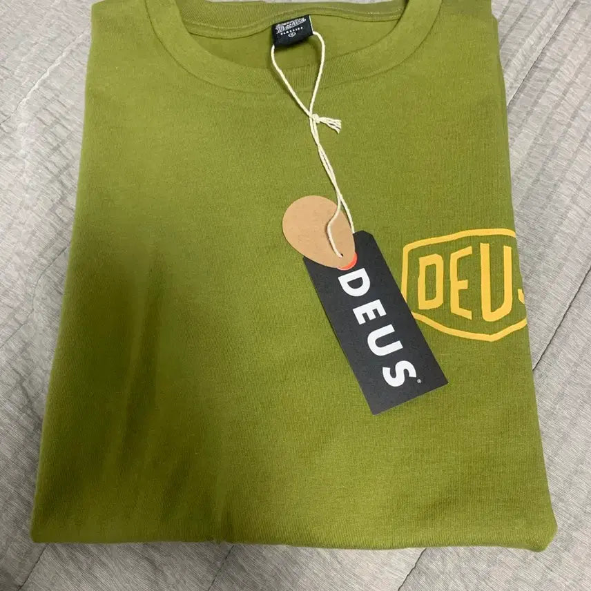 [BUNJANG] Deus Ex Machina Short Sleeve T-Shirt / 데우스 반팔 새상품