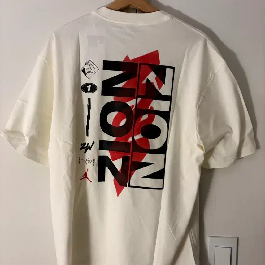 [BUNJANG] Nike Air Jordan Zion Short Sleeve T-Shirt White / (새상품) 에어조던 ZION 반팔 티셔츠 화이트
