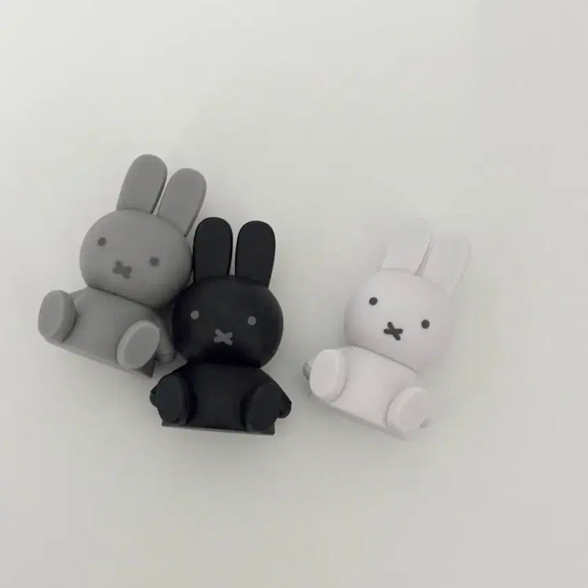 [BUNJANG] Daiso Miffy Mini Figure Black & White Set / 새상품 ; 다이소 미피 미니 피규어 흑백