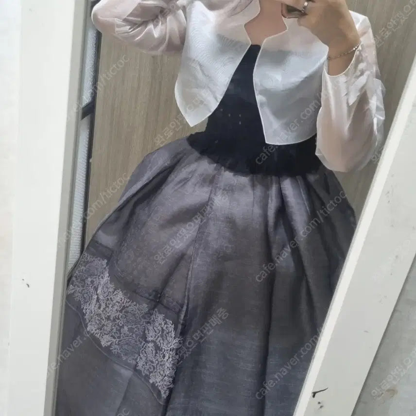 [BUNJANG] Korean Traditional Hanbok Jeogori Skirt Set / 한복 저고리 치마 세트 판매합니다