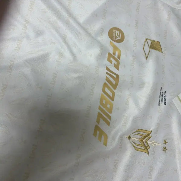 [BUNJANG] Limited Edition 2025 Icon Match Championship Jersey (Size M, Kashiwas Marking) / [한정판] 2025 아이콘매치 우승 기념 유니폼 M (Marking)