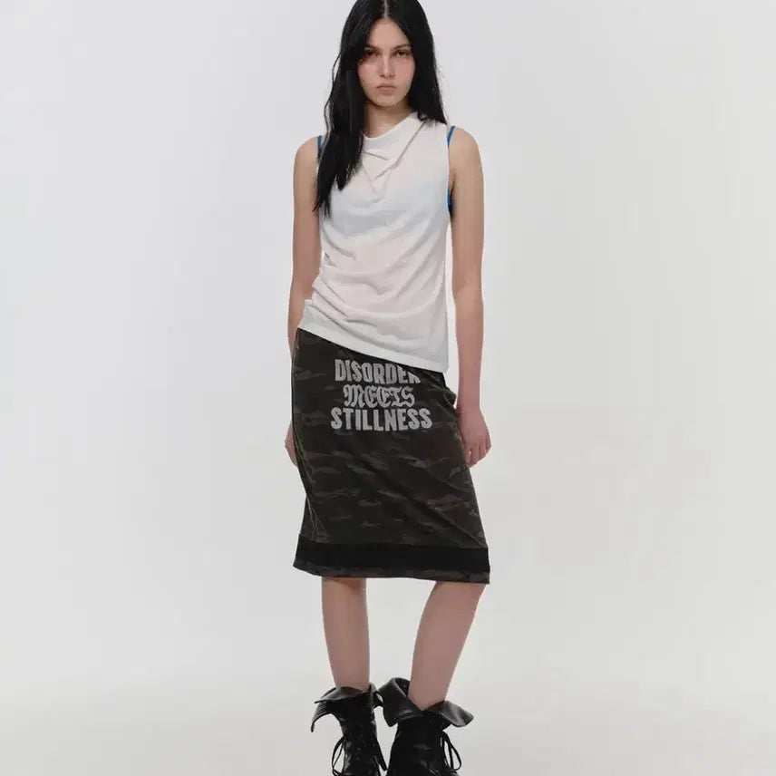 [BUNJANG] Sun-burn Project Pintuck Halterneck Sleeveless Top White / 썬번프로젝트 핀턱 홀터넥 슬리브리스 탑 화이트