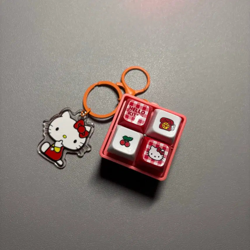 [BUNJANG] Hello Kitty Keycap Keychain with LED / 헬로키티 키캡 키링