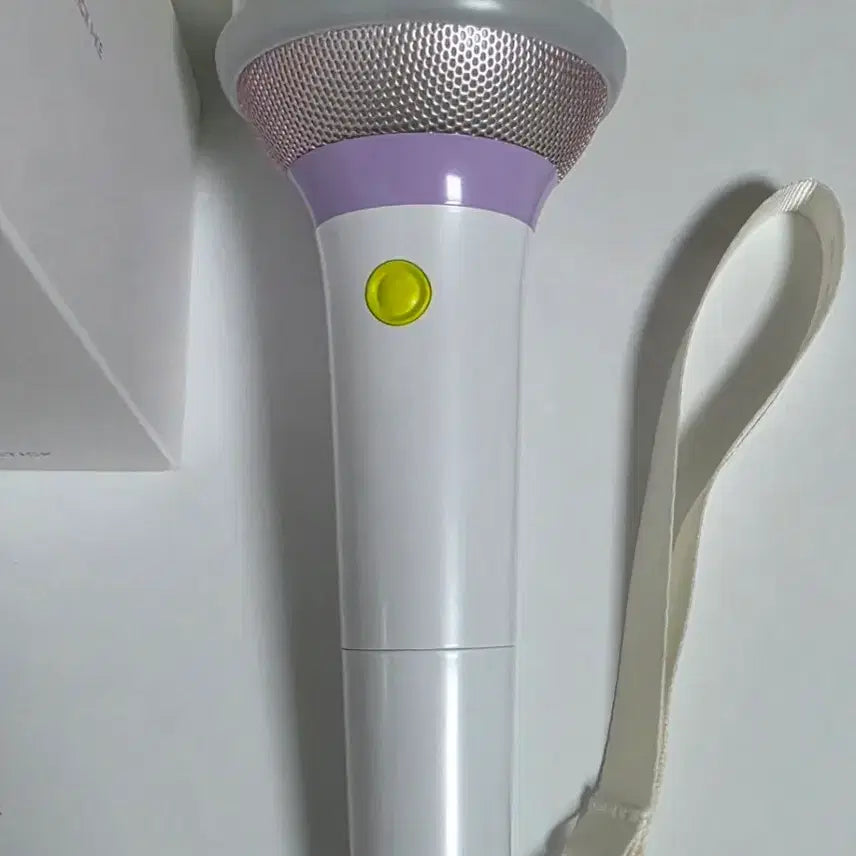 [BUNJANG] IU Lightstick 'IKE' / 아이유 응원봉 아이크