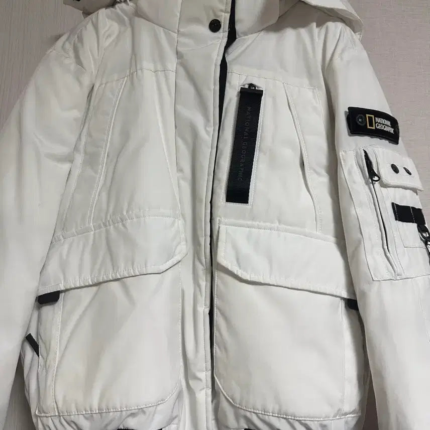 [BUNJANG] National Geographic Taruga Women's Padded Jacket White XS (2022) / 내셔널지오그래픽 여성 패딩 타루가 화이트 XS사이즈 2022년식