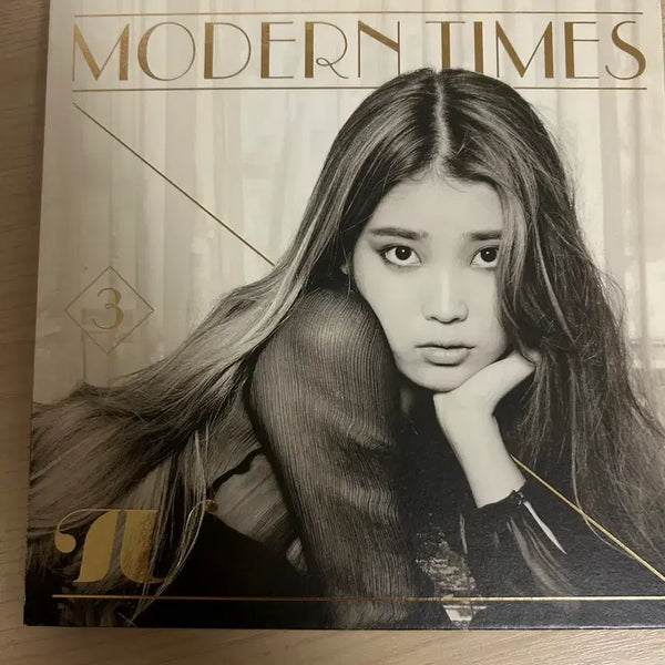 [BUNJANG] IU Modern Times CD Album / 아이유 IU 모던타임즈 cd 앨범