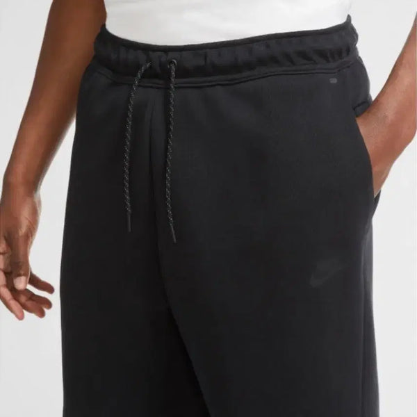 [BUNJANG] Nike NSW Tech Fleece Shorts Black / [S]나이키 NSW 테크 플리스 쇼츠 블랙 - 아시아