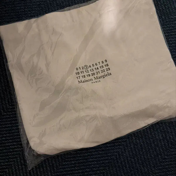 [BUNJANG] Maison Margiela Numbering Pouch / 메종 마르지엘라 에코백 넘버링 파우치