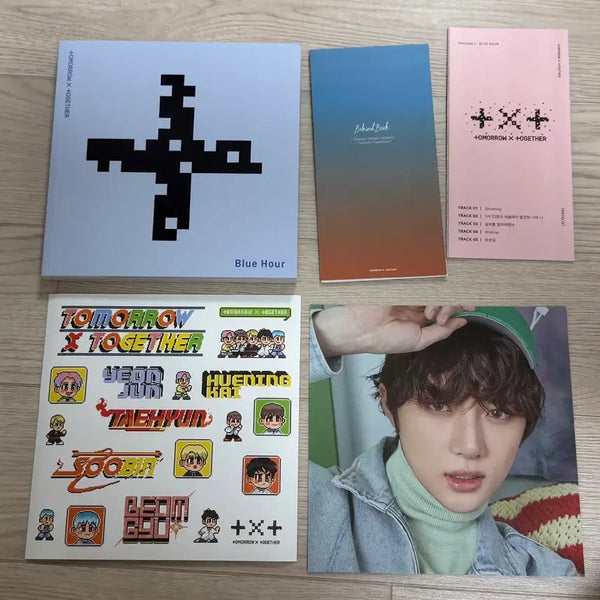 [BUNJANG] TXT (Tomorrow X Together) Blue Hour Album / 투모로우바이투게더 Blue Hour 앨범 판매합니다!