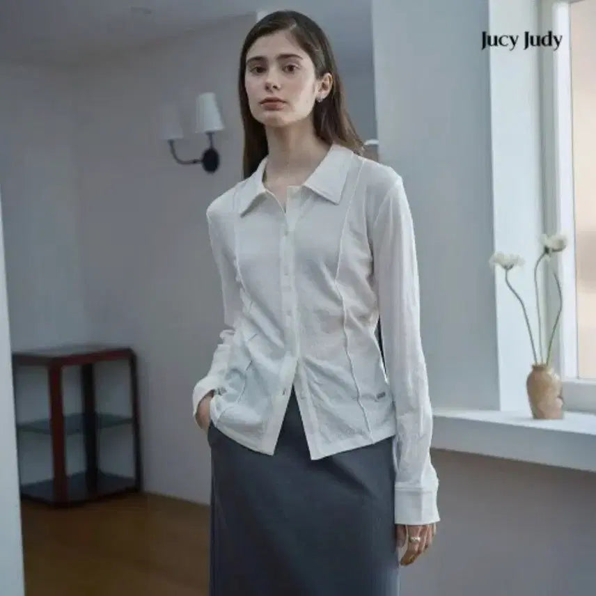 [BUNJANG] Juicy Judy Button-Up Jersey Shirt White / 쥬시쥬디 버튼업져지셔츠