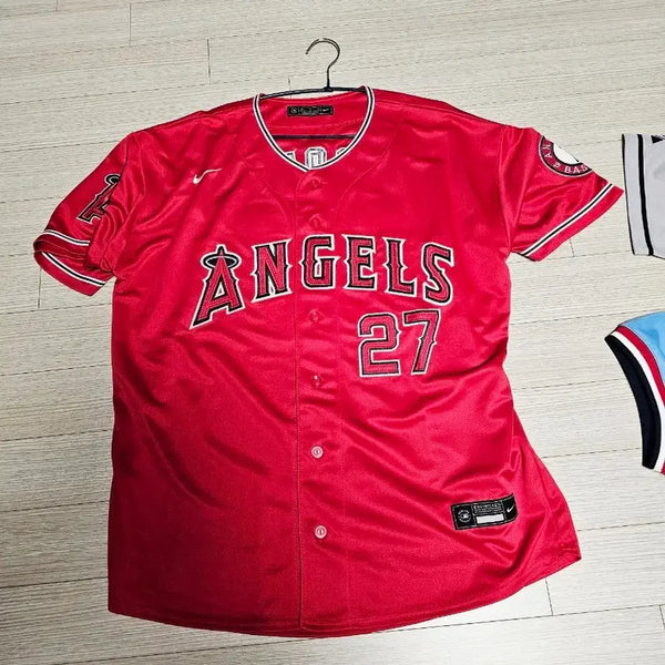 [BUNJANG] MLB Baseball Uniforms & Mizuno Windbreaker Set (Mike Trout, Juan Soto, Luis Hernández) / MLB 야구 유니폼 / 스포츠 져지 판매로 합니다.트라웃. 소토. 에르난데스 미즈노 바람막이