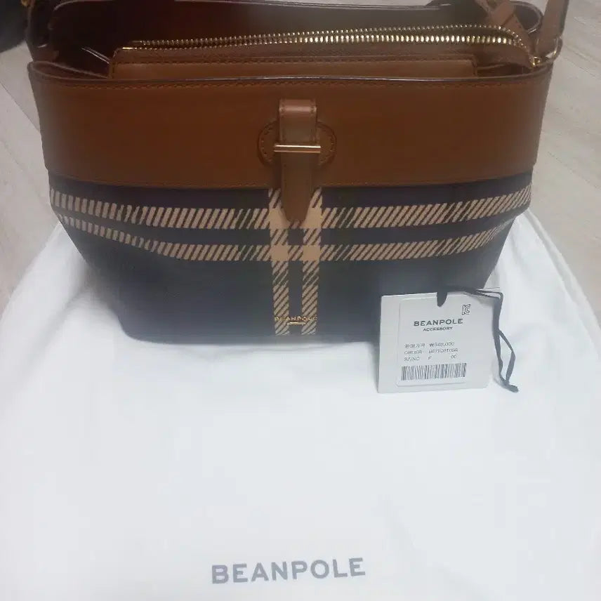 [BUNJANG] Beanpole Check Shoulder Cross Bag Brown / 빈폴 체크 숄더 크로스백 브라운