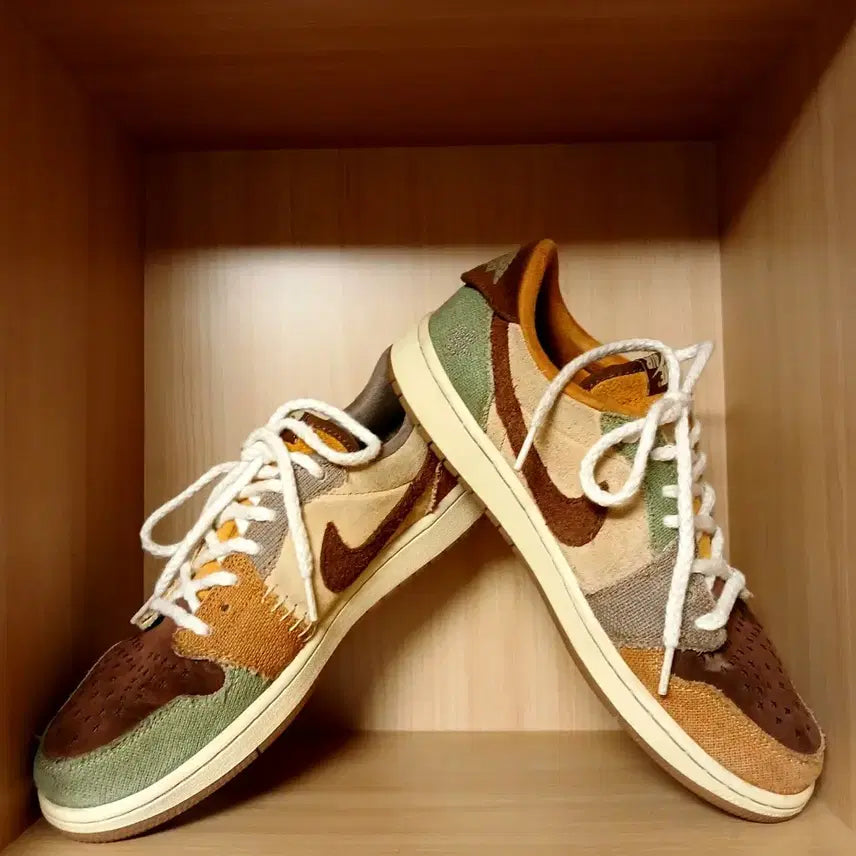 [BUNJANG] Air Jordan 1 x Zion Williamson Retro Low OG Flax & Oil Green / 조던 1 x 자이언 윌리엄슨 레트로 로우 OG 플랙스 앤 오일 그린