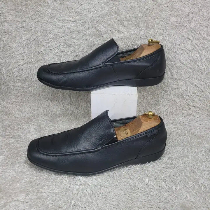[BUNJANG] Camper Black Leather Slip Loafers / 41/260 캠퍼 블랙 레더 슬립 로퍼