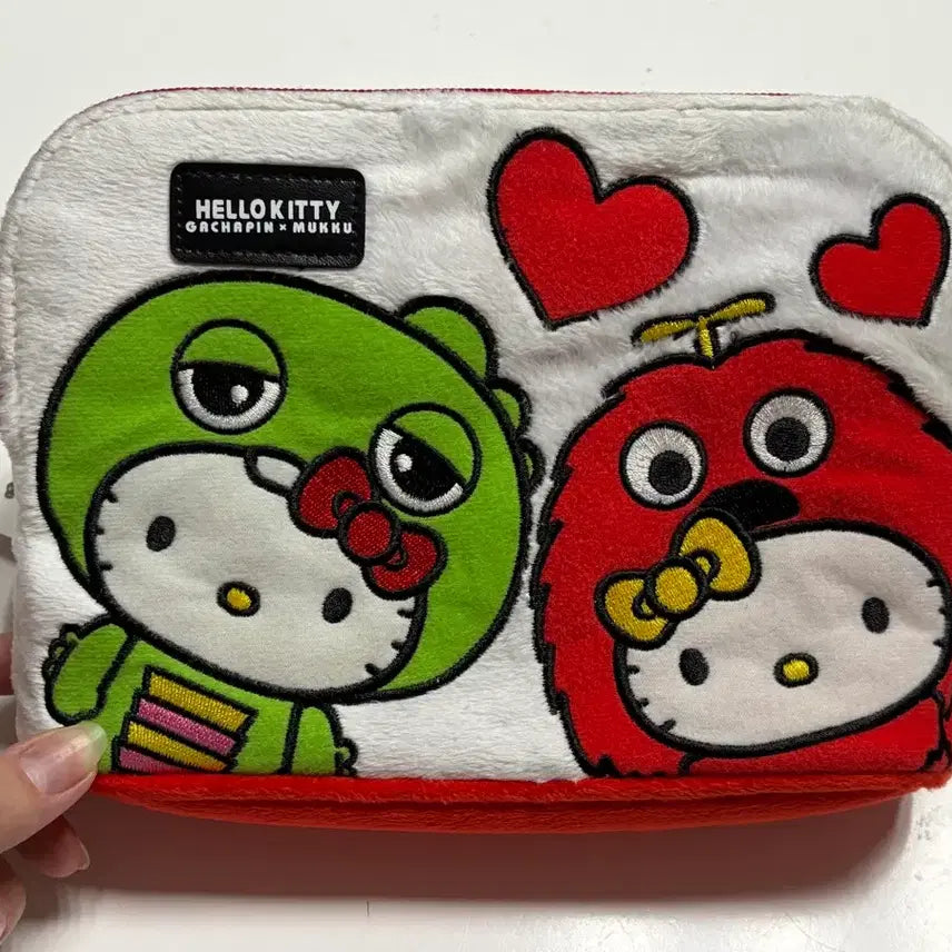 [BUNJANG] Hello Kitty Classic Gachapin x Mookku Collaboration Pouch / 헬로키티 고전 가챠핀X묵쿠 콜라보 파우치