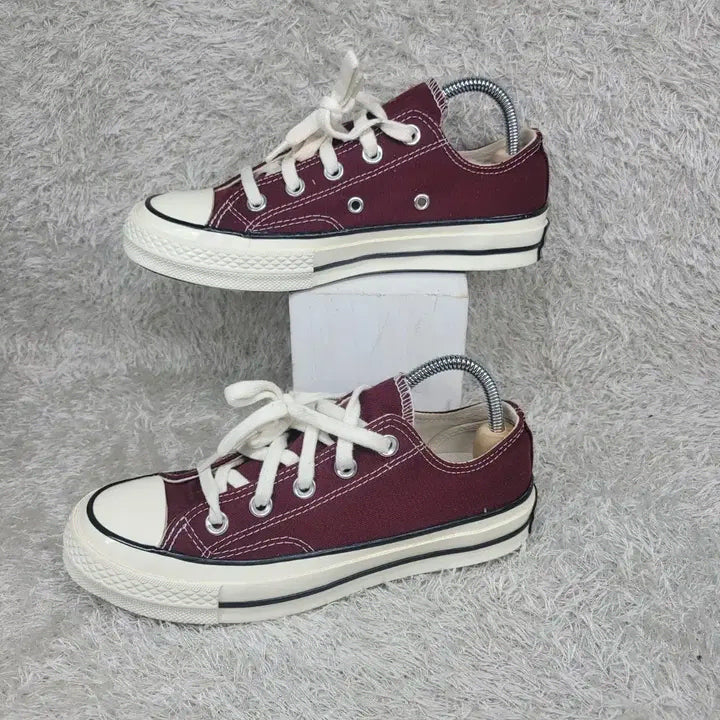 [BUNJANG] Converse Chuck 70 Low Deep Bordeaux Sneakers / 220 컨버스 척70 로우 딥 보르도 스니커즈