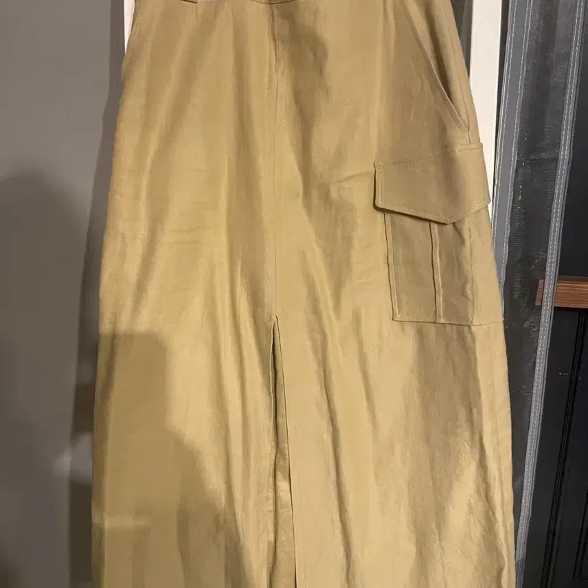 [BUNJANG] Nominate Olivia Pocket Slit Skirt Beige / 노미나떼 올리비아 포캣 슬릿스커트 베이지
