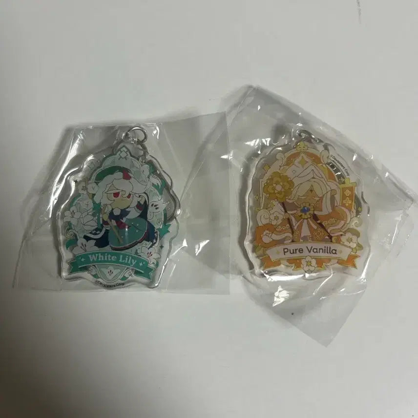 [BUNJANG] Cookie Run: Kingdom Pure Vanilla / Saint Lily Acryllic Keychain / 퓨어 바닐라/세인트릴리 아크릴 키링 쿠키런 킹덤 위대한 왕국의 유산