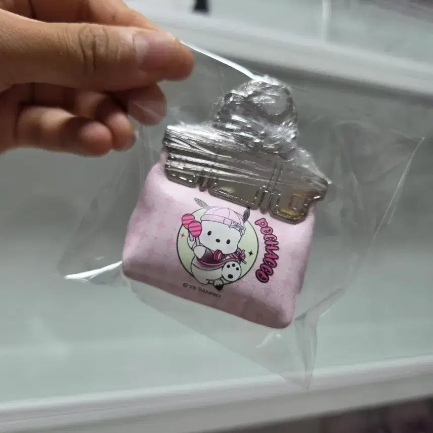 [BUNJANG] Pochacco Handbag Miniature Keychain / 포차코 핸드백 미니어처 키링