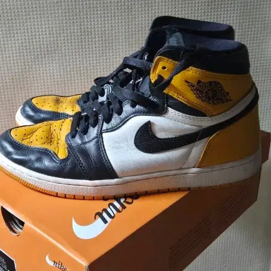 [BUNJANG] Nike Air Jordan 1 High OG Taxi / 나이키 OG 에어조던1 하이 택시