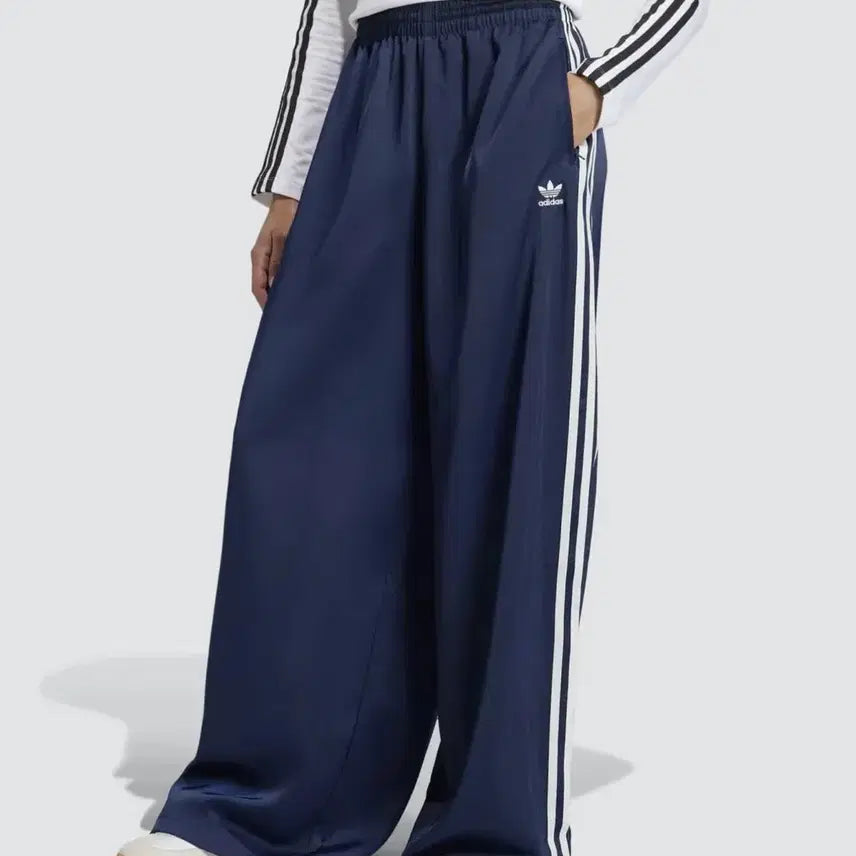 [BUNJANG] Adidas Satin Wide Leg Track Pants - Night Indigo / 아디다스 새틴 와이드 레그 트랙팬츠 - 나이트인디고