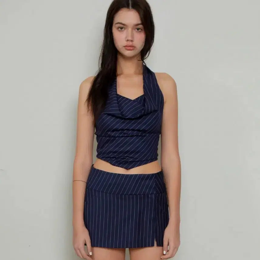 [BUNJANG] Not Your Roses Draping Halter Top Navy Jennie Taeyeon / 낫유어로즈 드레이핑 홀터 탑 (navy) - 제니,태연