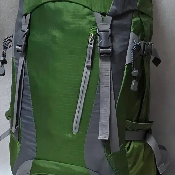 [BUNJANG] Deuter Futura 30SL Hiking Backpack Travel Pack / 도이터 deuter 푸투라 FUTURA 30SL 등산배낭 여행백팩