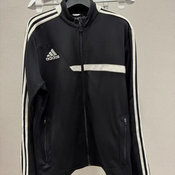 [BUNJANG] Adidas Track Top Jacket Jersey Black and White Size 100 / 아디다스 져지 트랙탑 자켓 100사이즈
