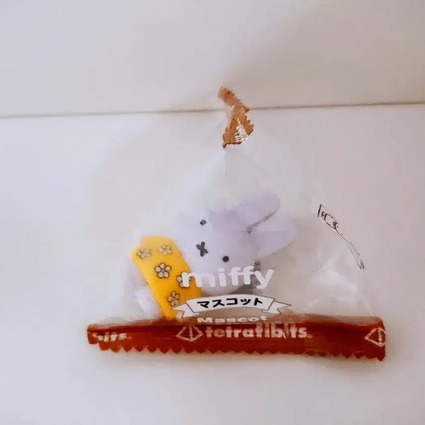 [BUNJANG] Daiso Japan Miffy Figure with Floral Outfit / 일본 다이소 미피 피규어 꽃무늬옷 미피 피규어