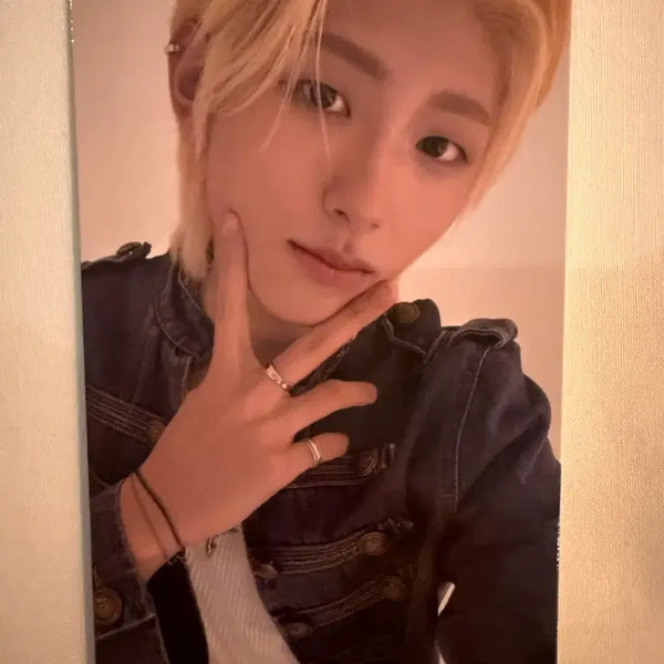 [BUNJANG] ESPLEET Aiden Kim Geonwoo Studio Photocard / 에스플릿 에이든 김건우 공방 포카