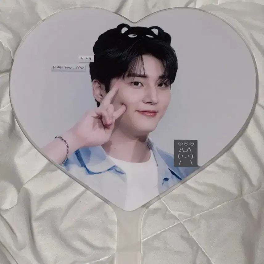 [BUNJANG] DAY6 Young K Choco Cat Uchiwa / 영케이 초코캣 우치와