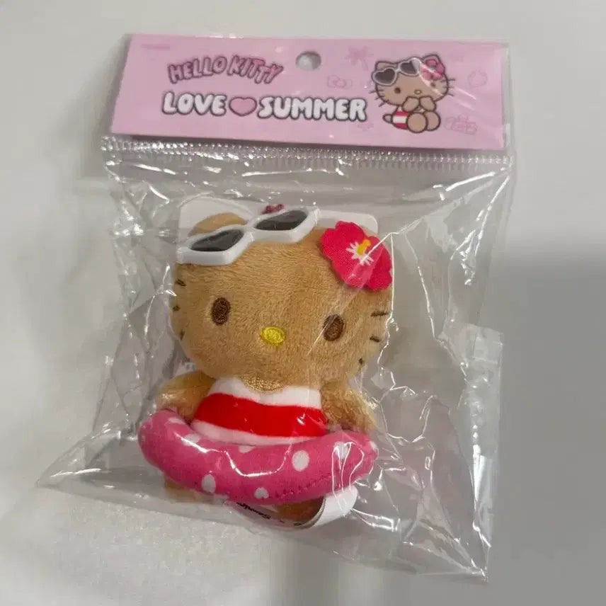 [BUNJANG] Hello Kitty Tanning Kitty Doll Keyring (Sealed) / 헬로키티 태닝키티 인형 키링 미개봉 올리브영