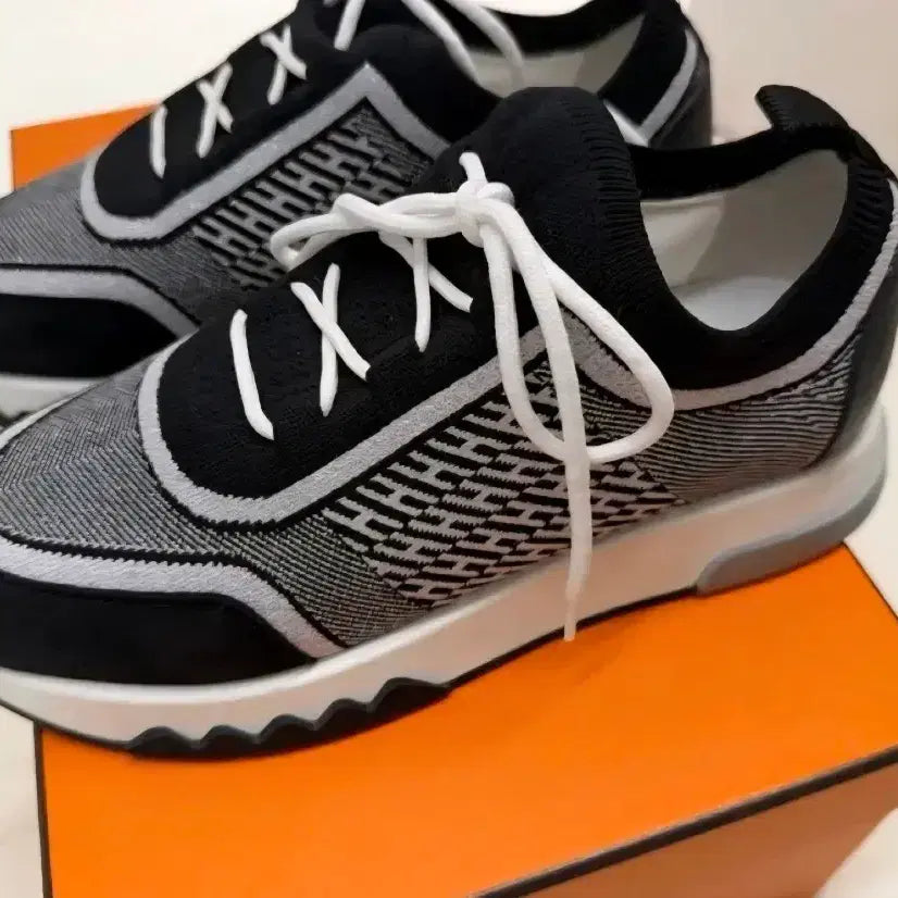 [BUNJANG] Hermès Sneakers Size 37 / 에르메스 스니커즈 37