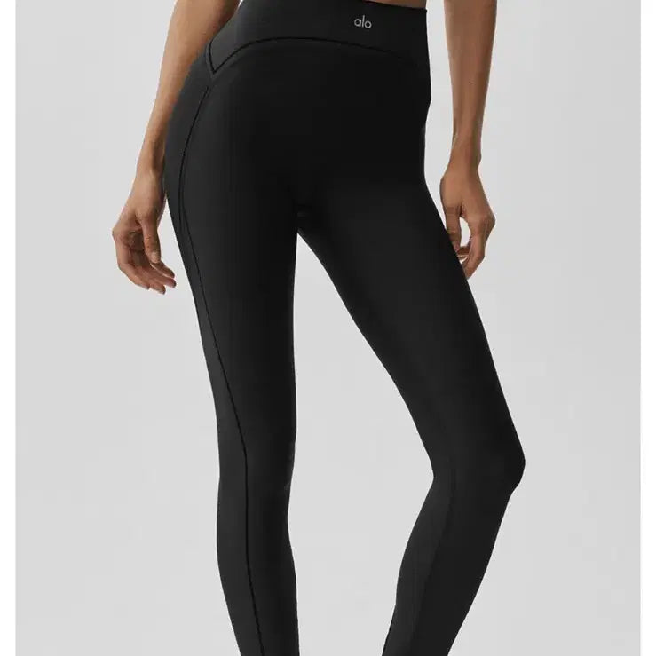 [BUNJANG] alo Airy Lift High-Waist Leggings Black / (새상품) [alo] 알로 에어리프트 하이웨이스트 레깅스 블랙