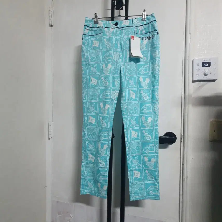 [BUNJANG] JDX Women's Golf Summer Pants Sky Blue / 새옷 29인치 JDX 여성 골프 여름바지 하늘색